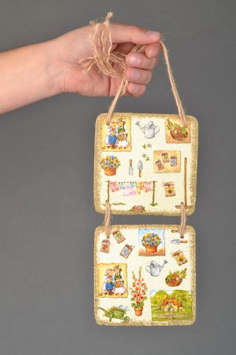 Suspension décorative murale en serviettage faite main de design Famille - MADEheart.com