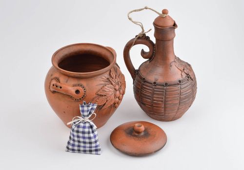 40 oz ceramic wine decanter with handle and lid plus 45 oz ceramic decorative pot 6,6 lb - MADEheart.com