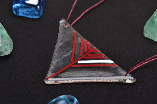 Glass triangular pendant - MADEheart.com