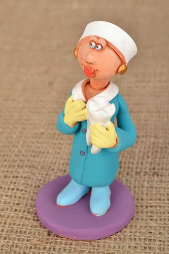 Figurine en céramique faite main Dentiste - MADEheart.com