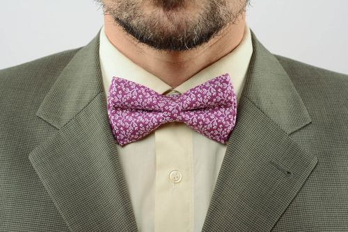 Violet bow tie made of cotton - MADEheart.com