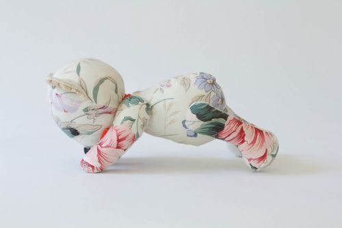 Giocattolo morbido fatto a mano pupazzo da bambini orsetto tessile bello - MADEheart.com