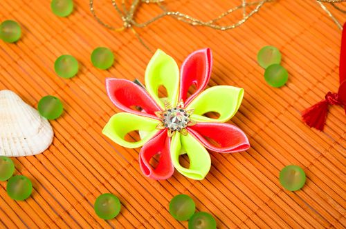 Accessoire für Haare handgemachte Frisur Haarspange Blume Haarspange schön - MADEheart.com