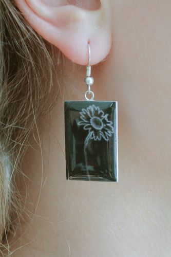 Orecchini belli in argilla polimerica fatti a mano accessorio originale  - MADEheart.com