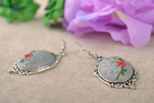 Boucles doreilles pendantes Bijou fait main Accessoire femme ovales vintage - MADEheart.com