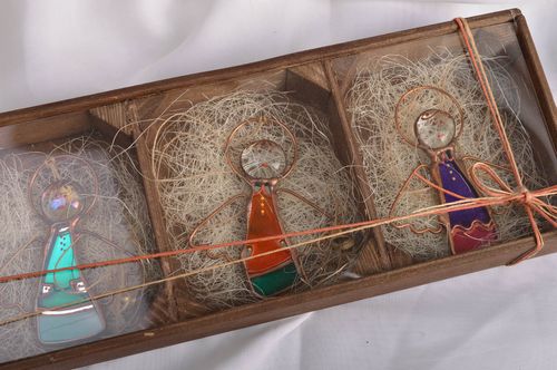 Pendenti da casa fatti a mano elementi decorativi 3 pz di angeli in vetrata - MADEheart.com