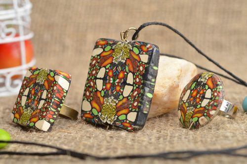 Set of polymer clay jewelry 2 rings and pendant handmade summer accessory - MADEheart.com