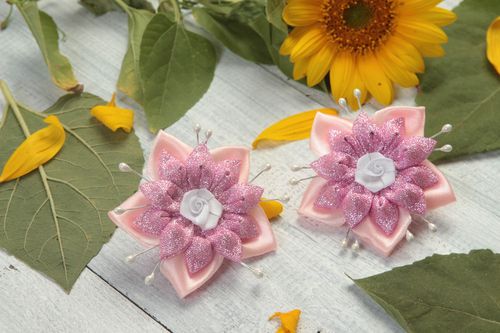 Élastiques cheveux fait main Accessoires cheveux fleurs roses Cadeau fille - MADEheart.com