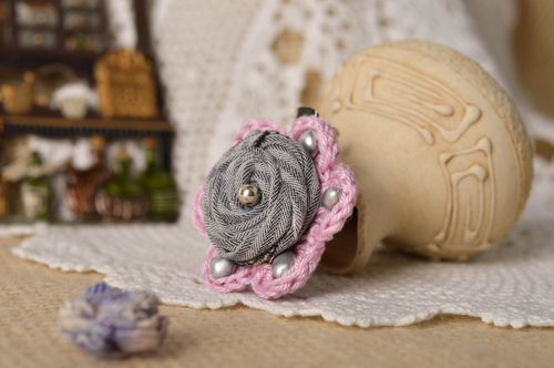 Handmade hairpin brooch  fabric brooch flower brooch beautiful flower hair clip  - MADEheart.com