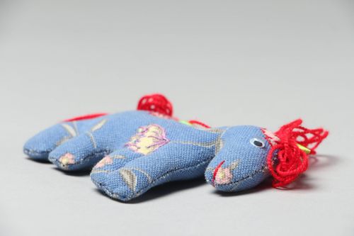 Cavallo carino fatto a mano pupazzo di peluche giocattolo simpatico da bambini - MADEheart.com