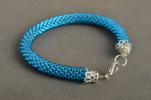 Handmade blue beaded bracelet elegant wrist bracelet feminine accessory - MADEheart.com