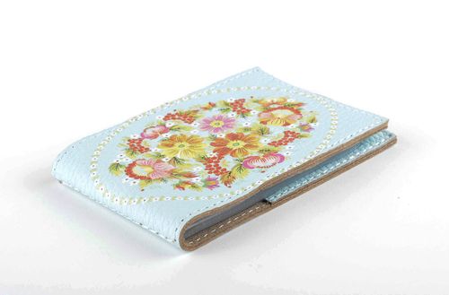 Tarjetero de bolsillo hecho a mano de cuero accesorio de moda regalo original - MADEheart.com