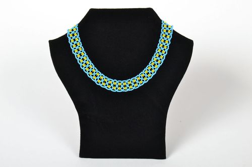 Collier en perles de rocaille fait main - MADEheart.com