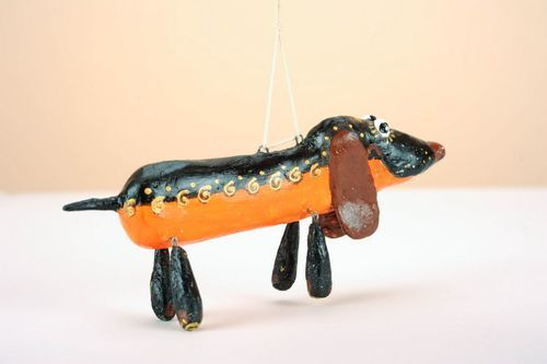 Suspension décorative faite main en papier mâché Teckel - MADEheart.com