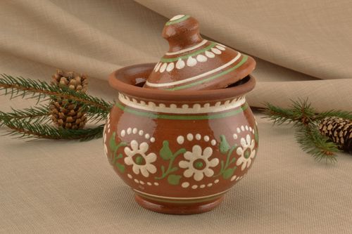 Pote de cerâmica feito à mão  - MADEheart.com