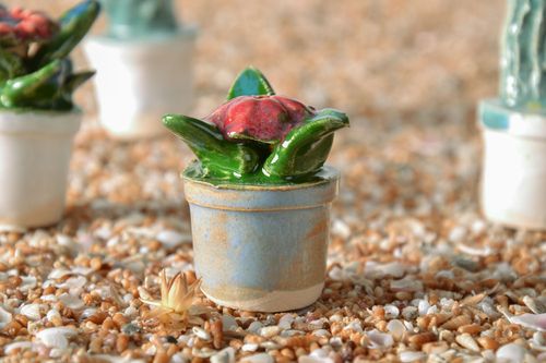 Ton Figur Zimmerpflanze - MADEheart.com