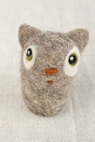 Handmade felted toy handmade woolen toy cute toy magnet fridge magnet kids toy  - MADEheart.com