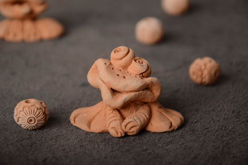 Figura decorativa de animal hecha a mano original estilosa bonita de arcilla - MADEheart.com