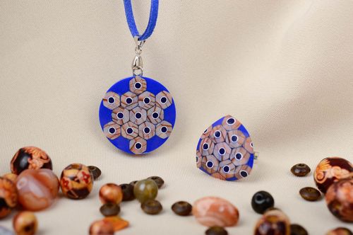 Conjunto de bisutería hecho a mano colgante y anillo accesorio para mujer - MADEheart.com