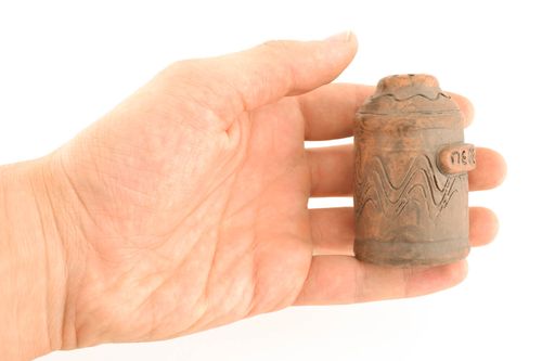 Petite poivrière en céramique faite main - MADEheart.com