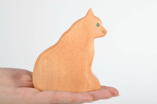 Wooden statuette Cat - MADEheart.com