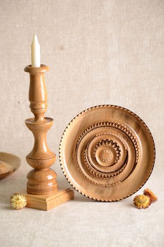 Home decoration 2 pieces handmade wooden candlestick wall plate design gift idea - MADEheart.com