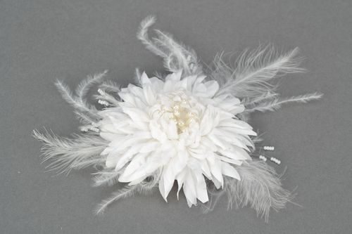 Flower wedding accessory - MADEheart.com
