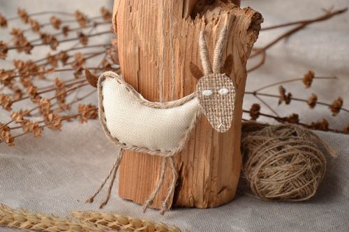 Decorative interior pendant - MADEheart.com