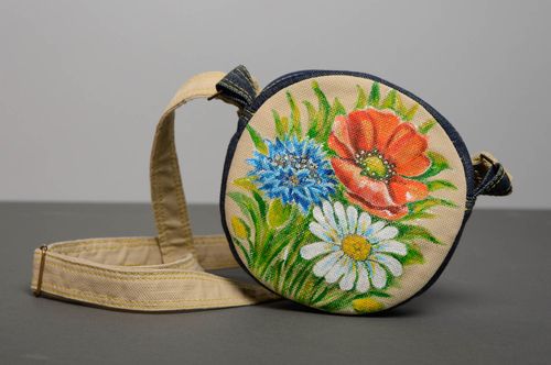 Sac à main rond en tissu de jean peint de couleurs acryliques - MADEheart.com