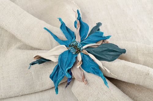 Handmade jewelry leather flower brooch leather accessories brooches and pins - MADEheart.com