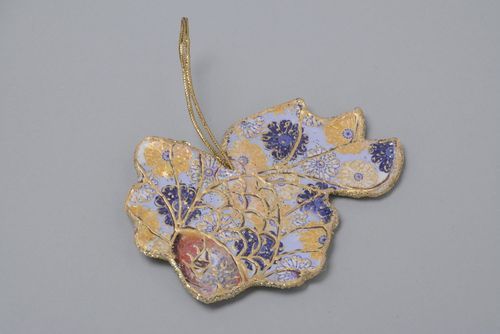 Anhänger aus Teig Fisch - MADEheart.com