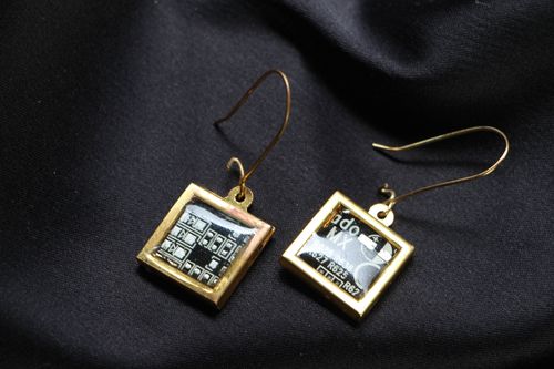 Square metal earrings in steampunk style - MADEheart.com