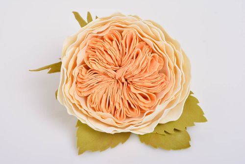 Пышная резинка для волос ручной работы с цветком из фоамирана персиковая - MADEheart.com