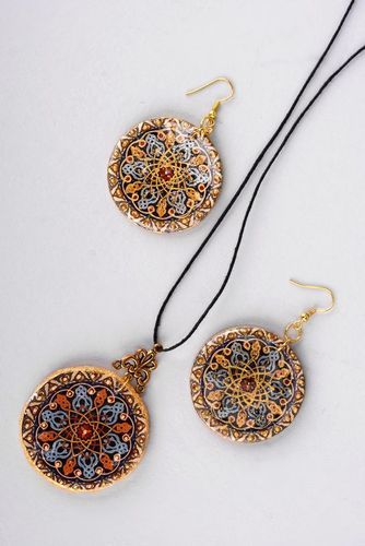 Jewelry set (pendant and earrings)Mandala of success, wealth and career - MADEheart.com