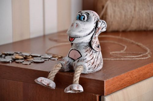 Scimmia in ceramica fatta a mano figurina divertente souvenir originale - MADEheart.com