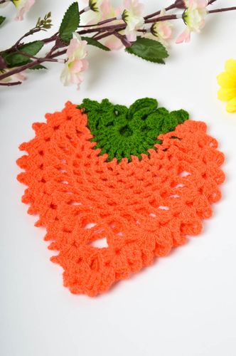 Beautiful handmade crochet coaster interior decorating hot pads crochet ideas - MADEheart.com
