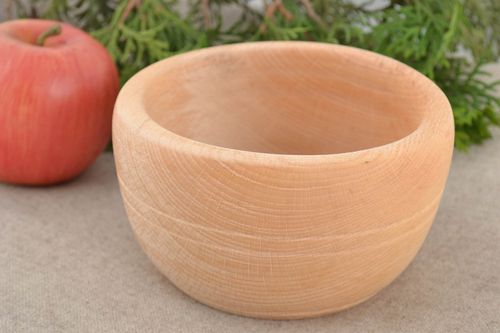Handgemachte Schüssel aus Holz schön klein 400 ml aus Buchenholz für Küche - MADEheart.com