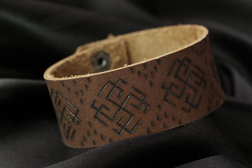 Pulseira de couro genuíno Svarozhich - MADEheart.com