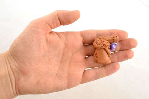 Statuetta cavallo in argilla fatta a mano figurina decorativa in ceramica  - MADEheart.com