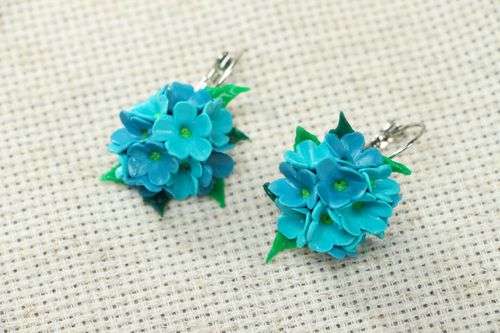 Polymer clay flower earrings - MADEheart.com