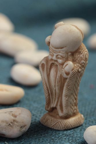Netsuke Figuren handmade kleine Dekofigur Wohnzimmer Dekoration nicht groß  - MADEheart.com