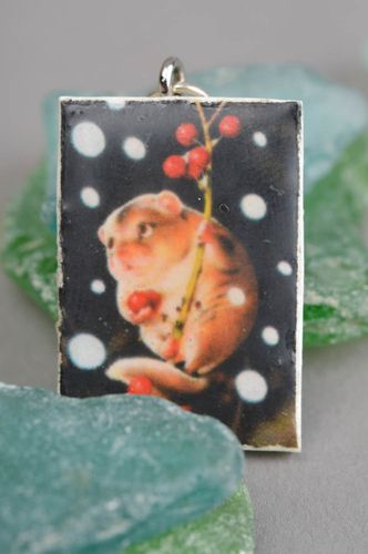 Handmade womens neck pendant plastic pendant fashion accessories for girls - MADEheart.com