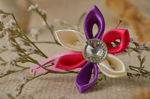 Pince à cheveux fait main Barrette à cheveux kanzashi Accessoire coiffure - MADEheart.com