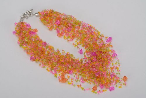 Handmade beaded necklace - MADEheart.com