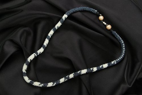Beaded cord necklace Black-and-White - MADEheart.com