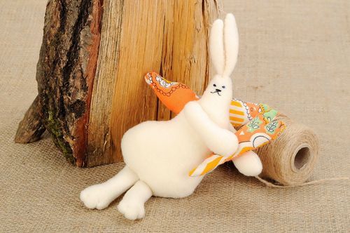Toy Fairy hare - MADEheart.com
