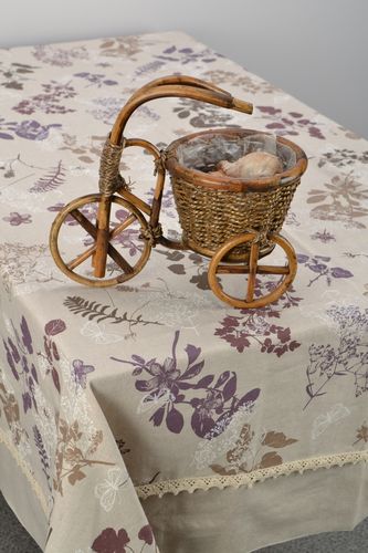 Handmade rectangular cotton and polyamide tablecloth with lace - MADEheart.com