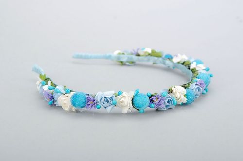 Coroa de flores em tons azuis - MADEheart.com