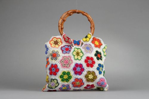 Sac à main en tissu tricoté à la main Champs de fleurs - MADEheart.com