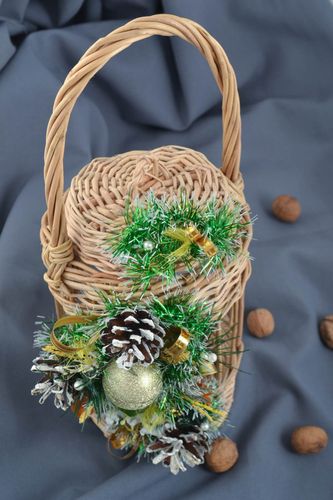 Cestino pasquale fatto a mano cestino profondo con elementi decorativi - MADEheart.com